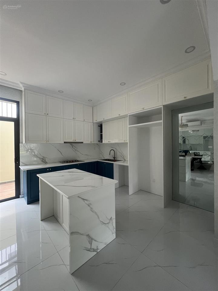 Cho thuê nhà phố verosa 6x17m full nội thất, giá 34 triệu.  nam lê xem nhà