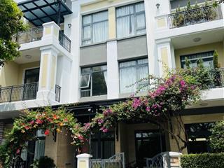 Chính chủ gửi bán verosa khang điền giá tốt nhất, căn đẹp nhất.  nam lê ở verosa xem nhà