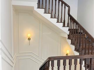 Cần bán verosa khang điền dt hiếm ngang 7m siêu đẹp, full nội thất, giá 16 tỷ.  nam lê xem nhà