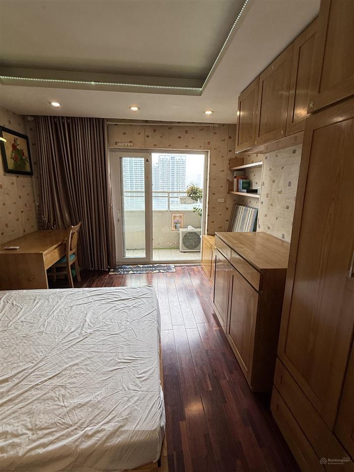 Giá tốt chốt ngay  cho thuê tại hapulico 2 ngủ full đồ 15 tr/th, có slot ô tô.  0977 858 ***