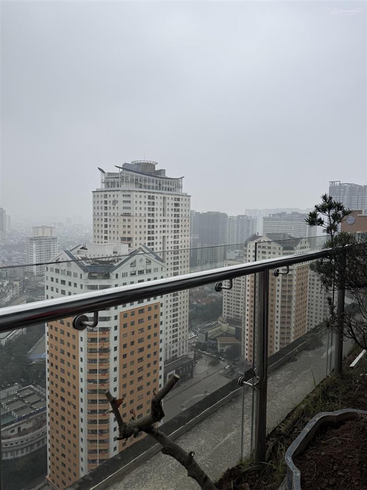 Siêu phẩm n04 udic penthouse 4pn full đồ nhập khẩu 400 m² hiếm có, sân vườn đẹp,  0977 858 ***