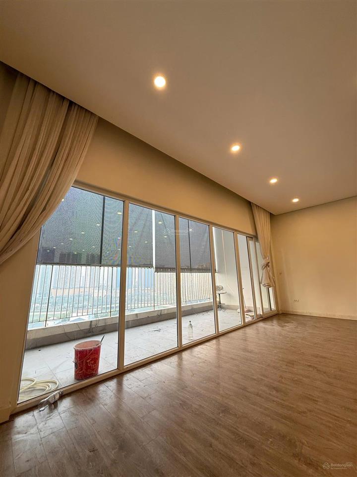 Bán siêu phẩm ban cơ yếu lê văn lương 4pn3wc 200m2 siêu hiếm, thiện chí bán luôn,  0977 858 ***
