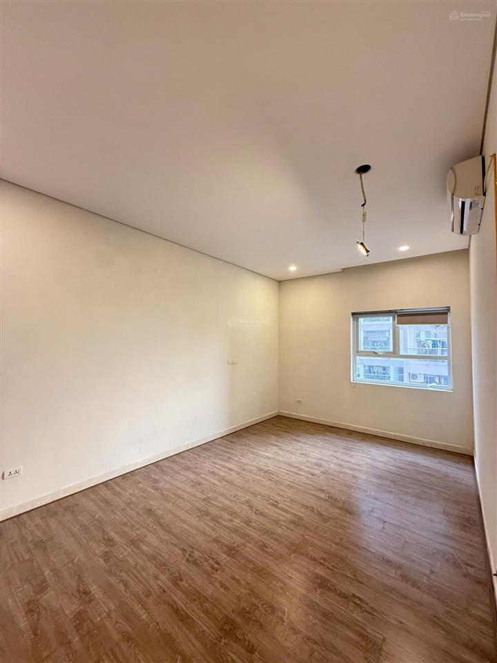 Bán siêu phẩm ban cơ yếu lê văn lương 4pn3wc 200m2 siêu hiếm, thiện chí bán luôn,  0977 858 ***