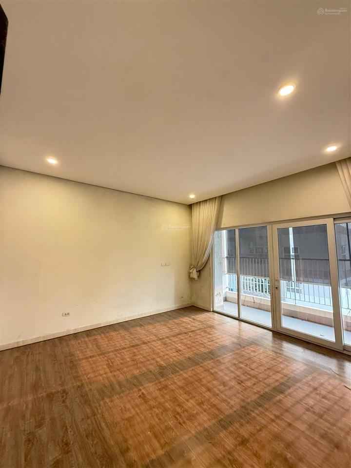 Bán siêu phẩm ban cơ yếu lê văn lương 4pn3wc 200m2 siêu hiếm, thiện chí bán luôn,  0977 858 ***