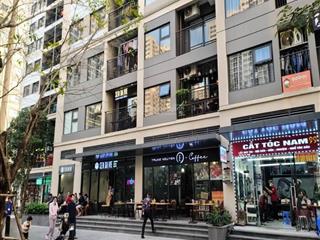 Shop chân đế mặt đường giá chỉ 7,350 tỷ đang cho thuê 24tr/tháng sát sảnh ,đối diện trường học