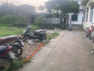 Bán đất dt 40 m2 tại ba đình, kim thư giá 1,75tỷ sổ đỏ sang tên ngay, oto vào tận đất 0981 674 ***