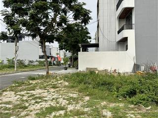 Ban ban kẹp cống tđc bá tùng gần công viên  ven sông thoáng mát