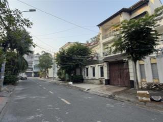 Bán nhà trung tâm khu tên lửa  bình tân, 8x20m, 3 tầng, giá 21.5 tỷ tl