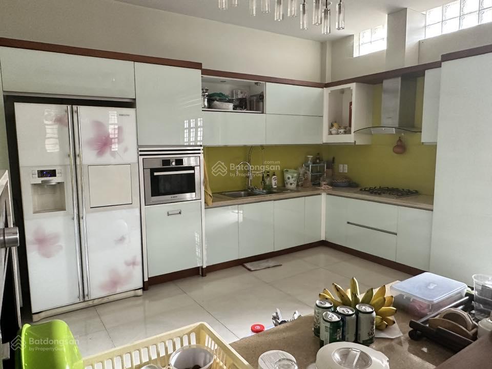 Bán biệt thự 230m2 khu tên lửa, quận bình tân, 10x23m, hầm+ 3 tấm, 35 tỷ