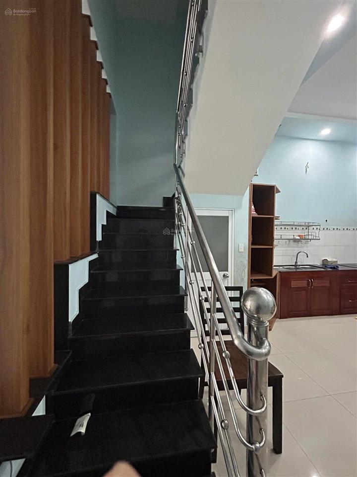 Nhà cho thuê đường mã lò, p. bình trị đông, bình tân, 52m2, 3 tầng, 3 phòng, 13tr/tháng