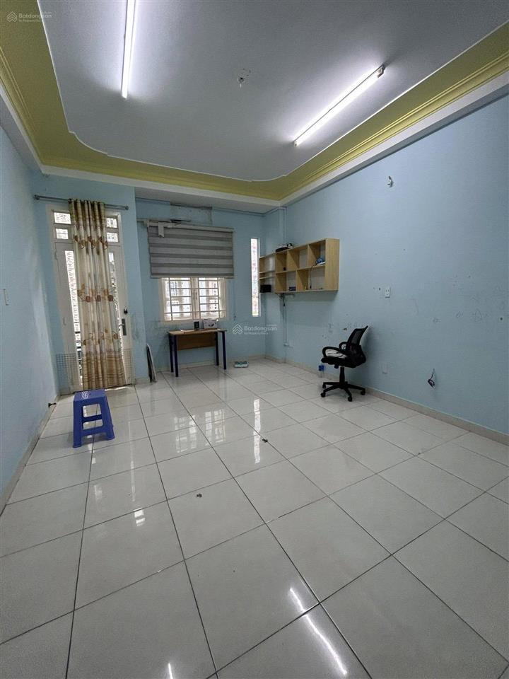 Nhà cho thuê đường mã lò, p. bình trị đông, bình tân, 52m2, 3 tầng, 3 phòng, 13tr/tháng