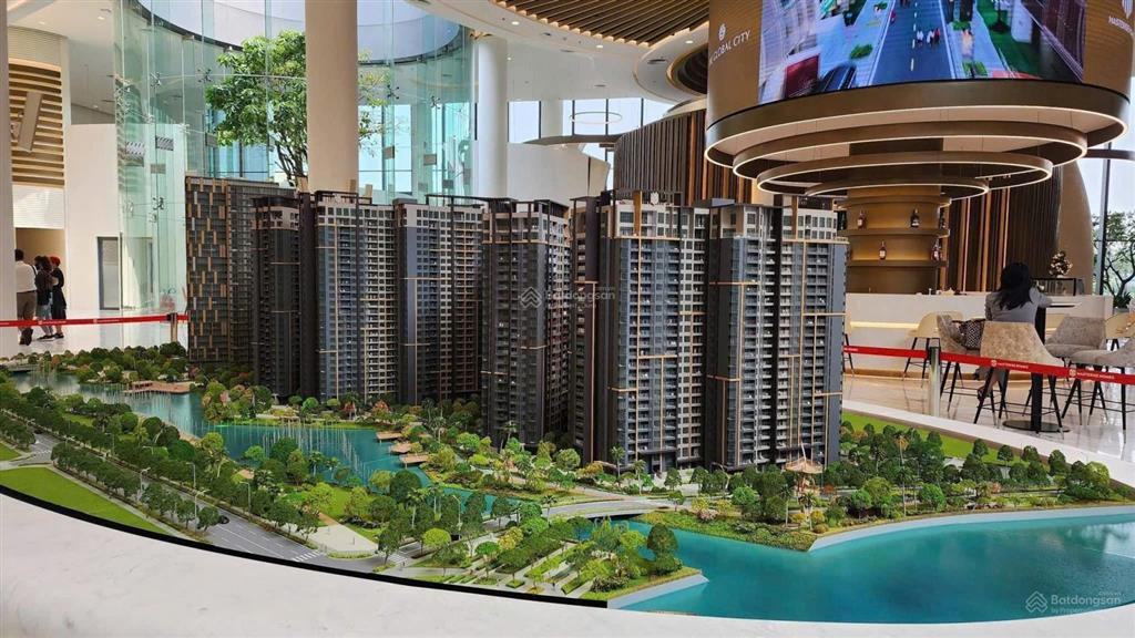 Chỉ hơn 2 tỷ vốn sẵn, sở hữu ngay căn hộ vip masteri park place ct5   ngay 0902 999 ***