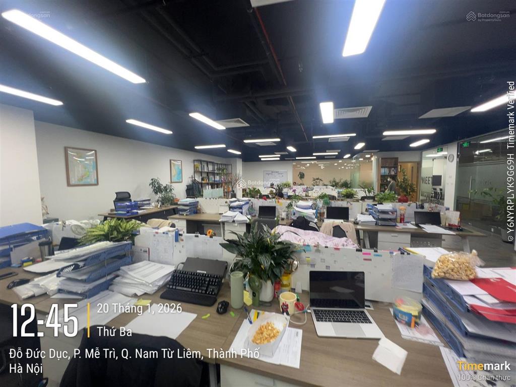 Công ty mình cần nhượng văn phòng 208m2 vinhomes west point full nội thất bàn giao ngay