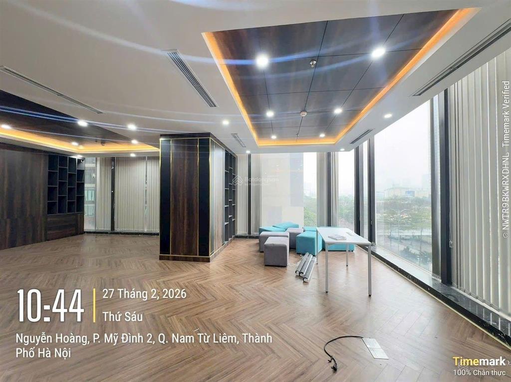 Bql chính chủ cho thuê văn phòng dolphin nguyễn hoàng 150m2 sẵn nội thất