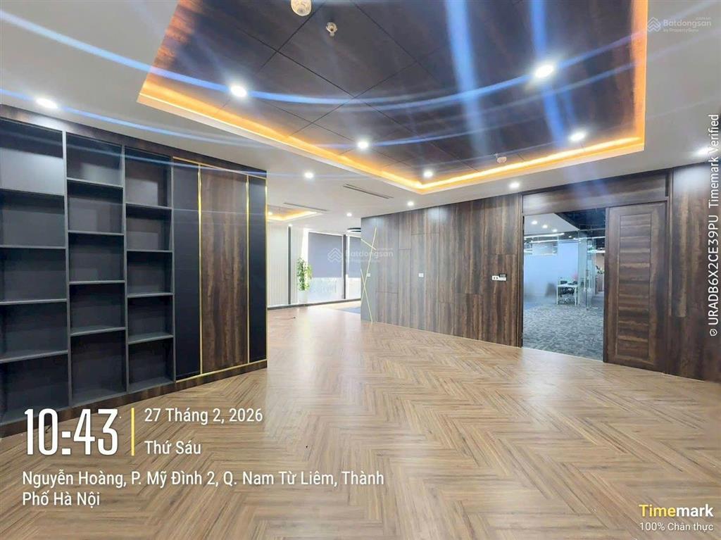 Bql chính chủ cho thuê văn phòng dolphin nguyễn hoàng 150m2 sẵn nội thất
