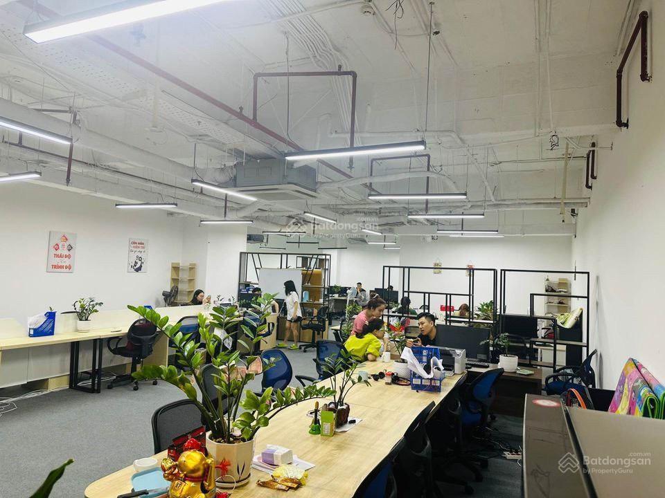 Cho thuê văn phòng ngoại giao đoàn 340m2 chia sẵn phòng view đẹp có thể nhận vp ngay giá 220k/m2