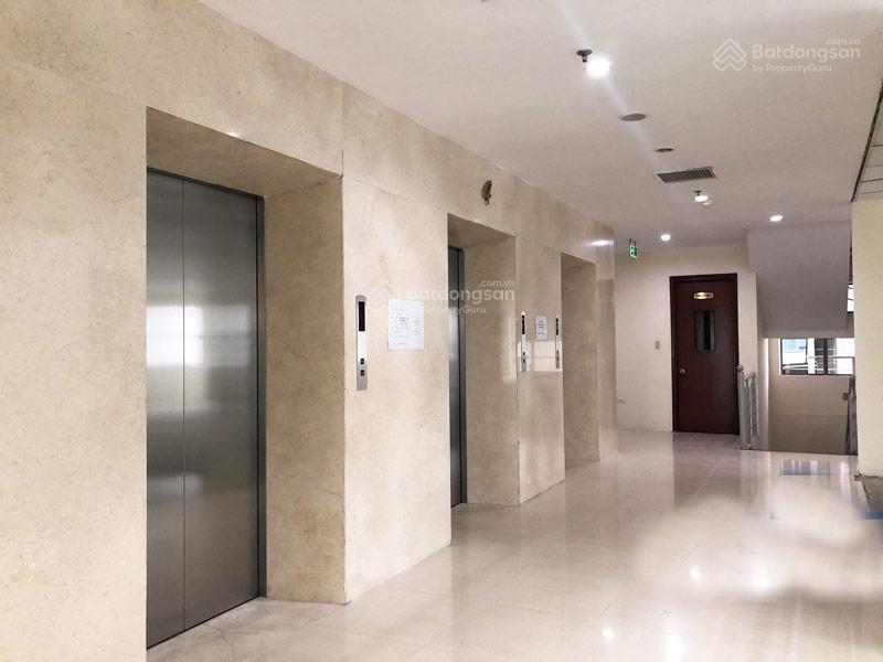 Cho thuê vp ttc 19 duy tân 300m2 cắt từ 100m2 sẵn nội thất vào được luôn