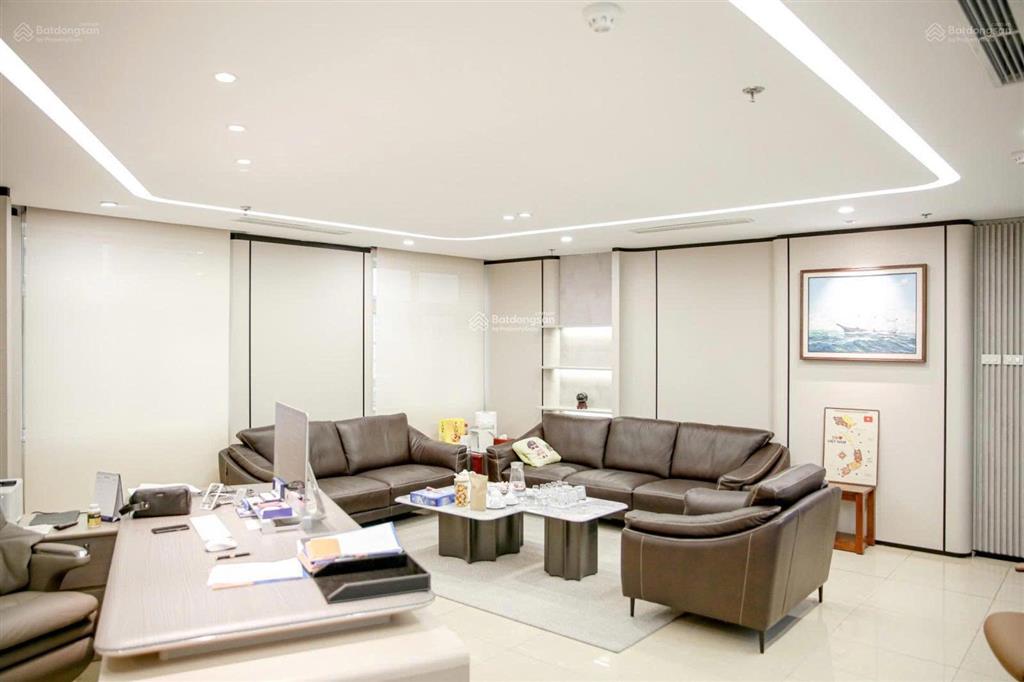 Cđt cho thuê văn phòng hạng a  charmvit tower trần duy hưng. dt 120m2, 320k/m2/th