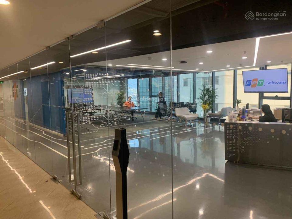 Cho thuê văn phòng ngã tư sở 150m2 315k/1m2/ tháng full điều hòa trần sàn làm thêm free