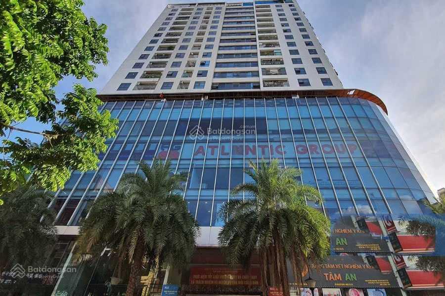 Sang nhượng 172m2 tòa hoàng ngân plaza, giá 300.000đ/m2/tháng, bàn giao điều hòa, trần, sàn