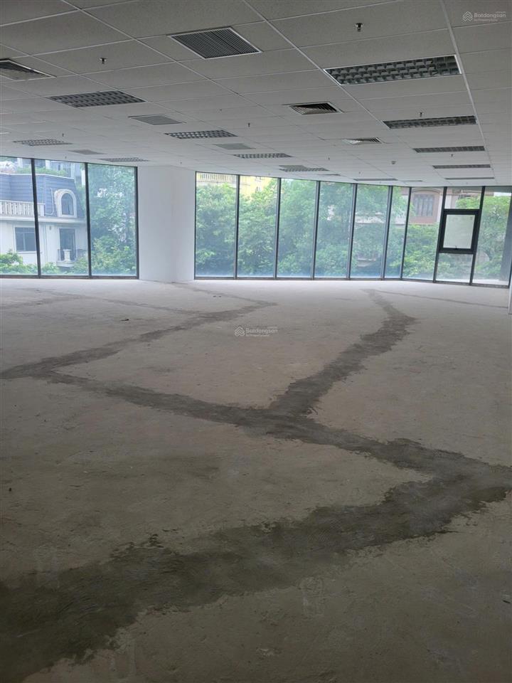 Cho thuê văn phòng tại chung cư the legacy, 350 nghìn / m2, 1000 m2, view đẹp, giá tốt