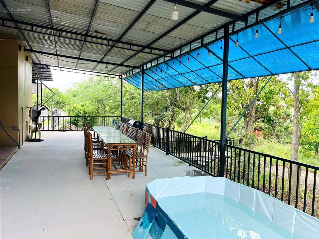 Cần bán nhà vườn đầy đủ nội thất  trục đường đi hồ tràm  biển phước hải