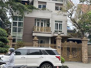 Ko ngộp bank  cần bán gấp biệt thự vườn hồng phú lương  dt 240m x 3 tầng, mt 10m giá chính chủ