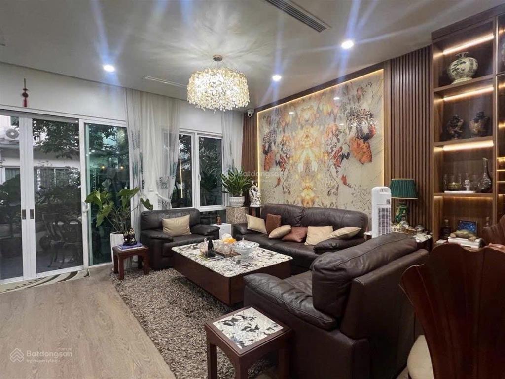 Biệt thự nadynes  parkcity hà đông đẳng cấp nghỉ dưỡng trong lòng thủ đô 120m giá chỉ hơn 30 tỷ