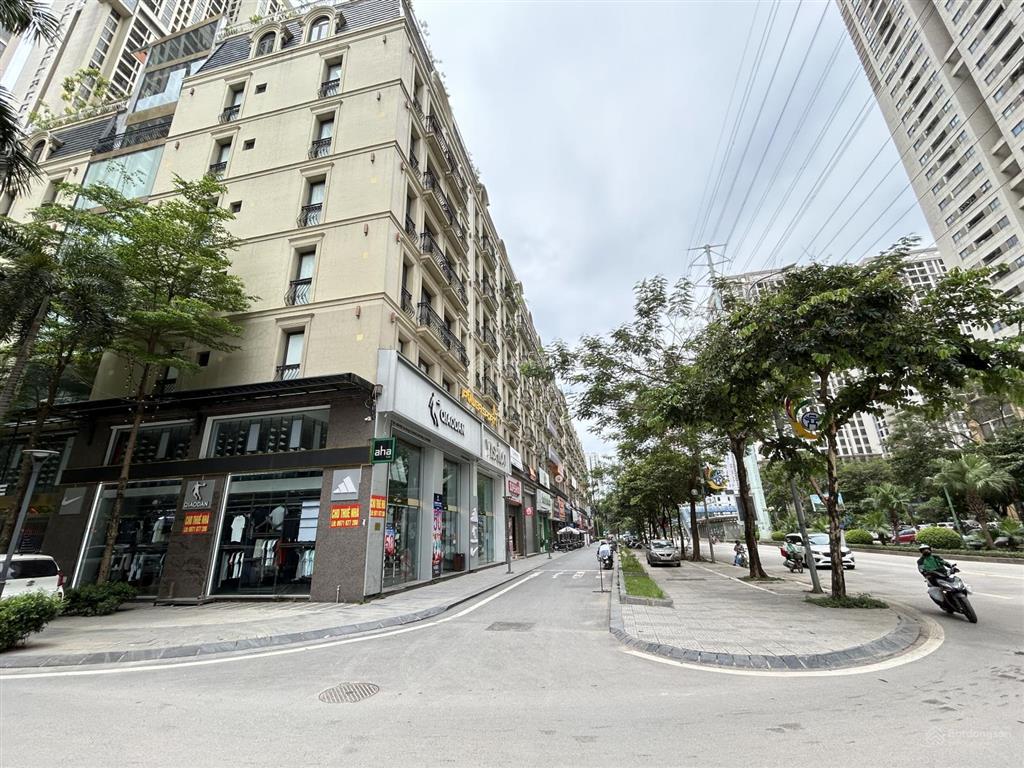 Siêu phẩm ngộp bank  căn shophouse the terra an hưng  trục chính kinh doanh  8t  xây full dt