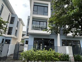 Gấp  g4 an quý  dãy có đường hoa  lô áp góc sát công viên  198m2 x 3 tầng nhà thô  giá 33 tỷ