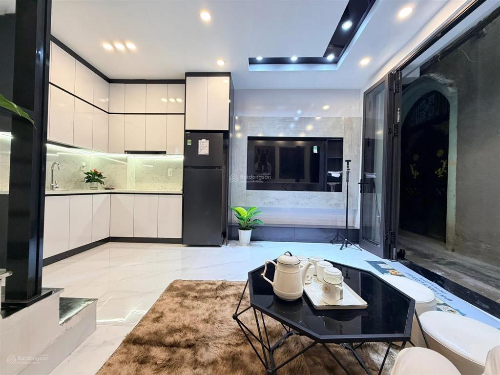 Bán nr 3pn, 3wc, 22m2 ở thịnh hào 3, đường nguyễn lương bằng, 6 tỷ vnd