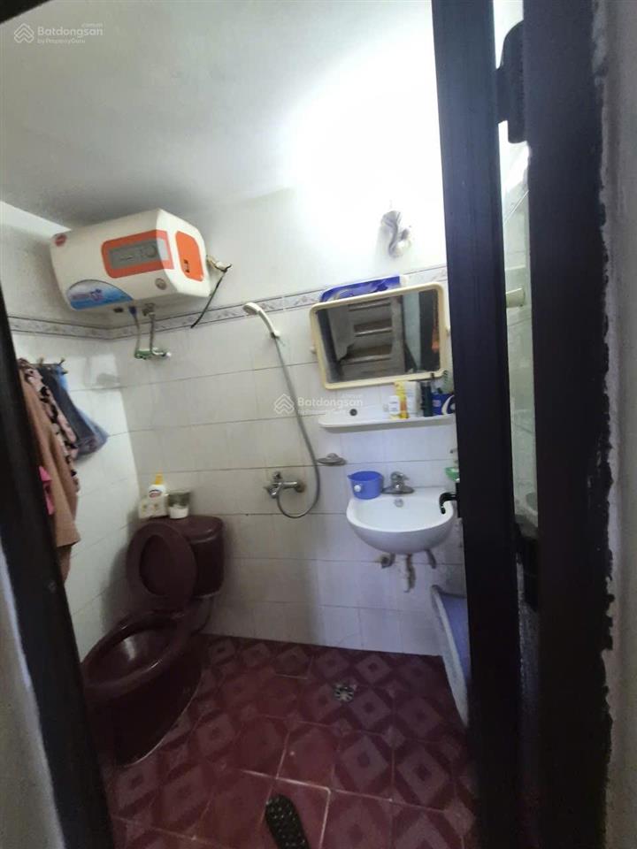 Gấp gấp! lô góc ngõ chợ khâm thiên, đống đa. chỉ hơn 4tỷ, 4 tầng, diện tích sử dụng 25m2. sđcc