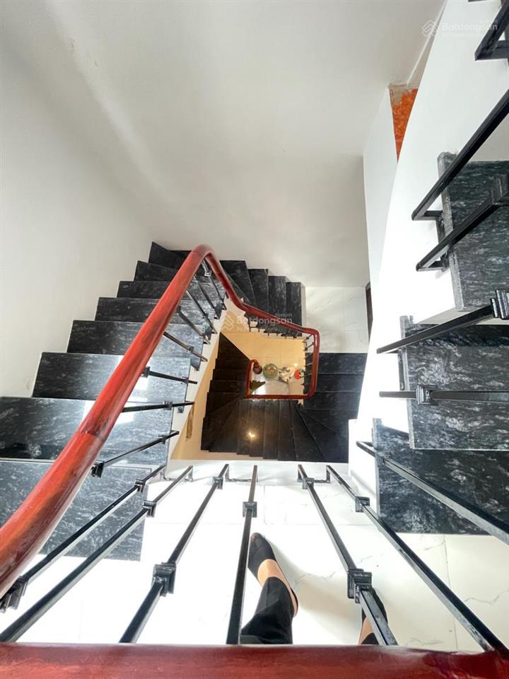 Hot! bán chdv 18pkk, 68m², 12,8 tỷ, doanh thu 850tr/năm