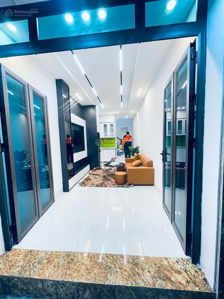 Bán nr ở ngõ 87 tam trinh, 6,8 tỷ, 30m2, 3pn, 4wc