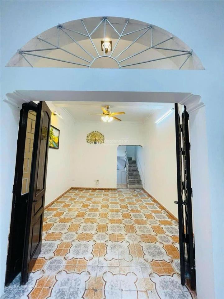 Bán gấp nr kim giang 6,9 tỷ, 37m², 5 phòng ngủ. giá đầu tư