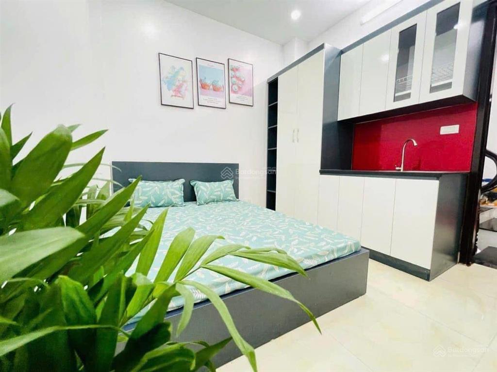 Bán nhà kim giang 42m2 giá nhỉnh 9 tỷ với 5 tầng, 7 pn.