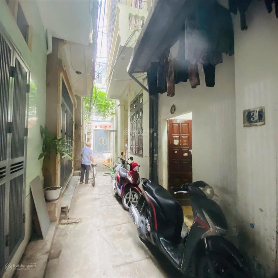 Nhà siêu phẩm thanh xuân 6,5 tỷ, 41m2 3 tầng, 7 phòng