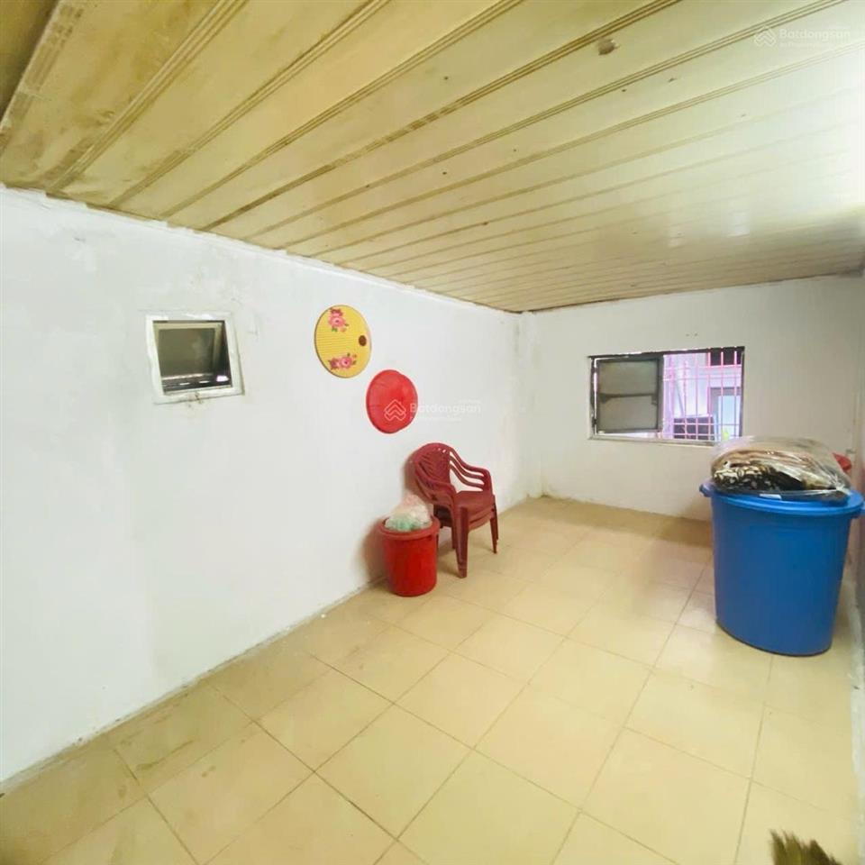 Nhà siêu phẩm thanh xuân 6,5 tỷ, 41m2 3 tầng, 7 phòng