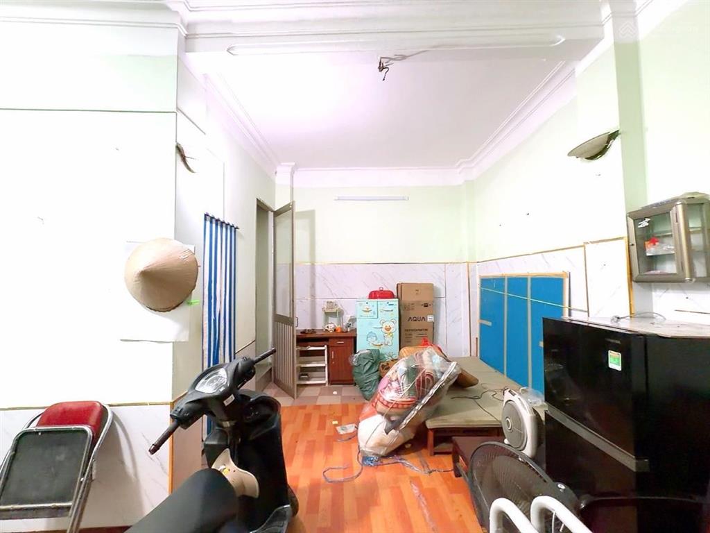 Bán nhà lô góc đống đa 6,5 tỷ, 29m2, 4 tầng, 3pn