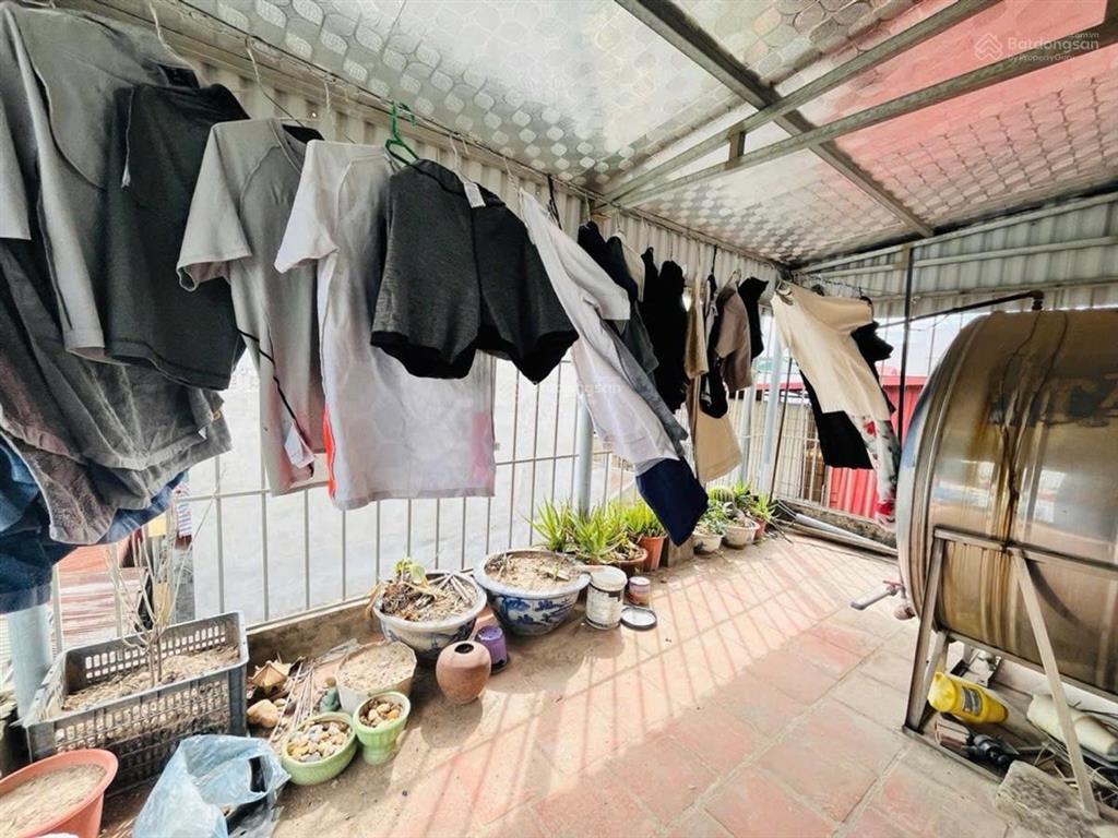 Bán nhà mặt tiền kim giang, 6,5 tỷ, 30m2, 3pn, 4wc, 5 tầng, mặt tiền 4.5m