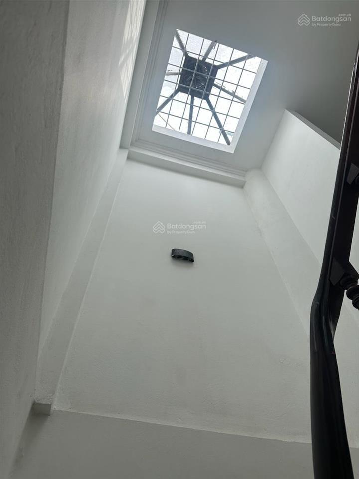 Bán nr 29m2, 5,3 tỷ, ngõ 18 định công thượng, hoàng mai, hà nội