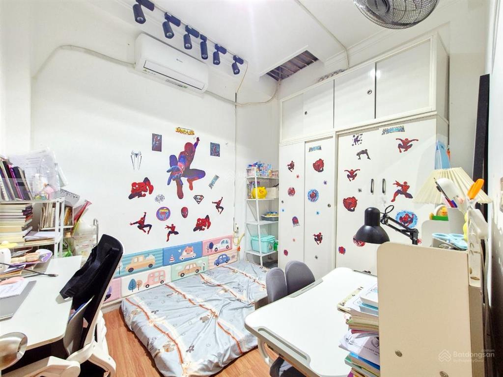 Bán nhà đẹp ngõ 18 định công thượng, 6,5 tỷ, 30m2.