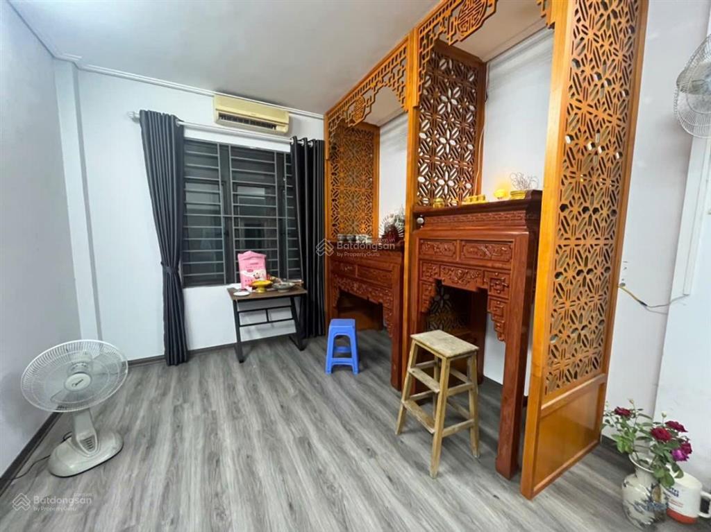 Bán nhà thanh xuân 6,5 tỷ, 32m2, 3pn, 3wc. ngõ 211 đường khương trung