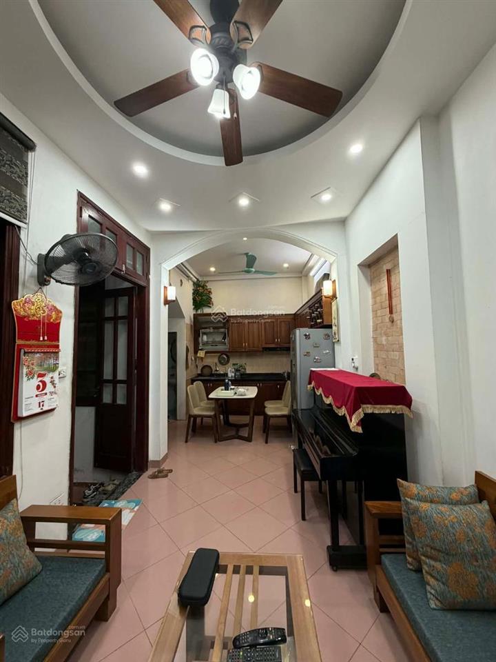 Bán nr thanh xuân 40m2, 3pn, 3wc, 4 tầng, giá hơn 8tỷ