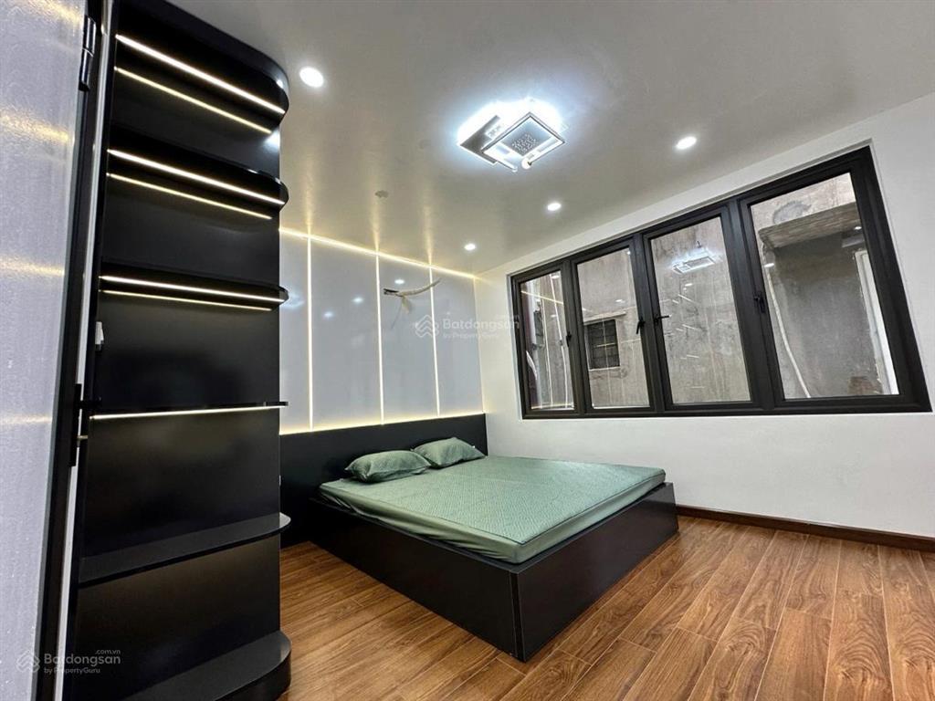 Bán nhà riêng đống đa 5,6 tỷ, 22m2, 2pn, 3wc, 4t, mặt tiền 3,5m