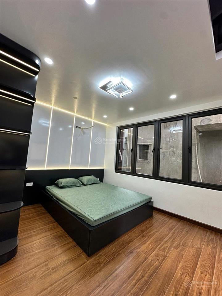 Bán nhà riêng đống đa 5,6 tỷ, 22m2, 2pn, 3wc, 4t, mặt tiền 3,5m