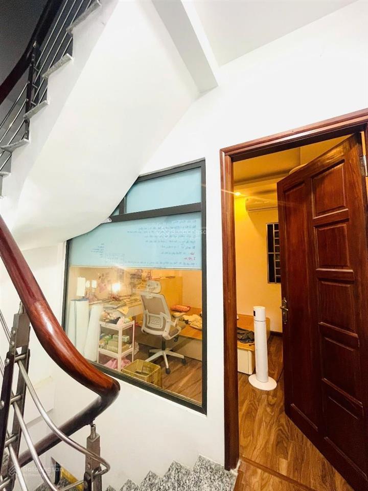 Bán nhà quận thanh xuân 6,99tỷ, 36m2, dtsd lên 40m2. sổ đẹp, cách ô tô 20m