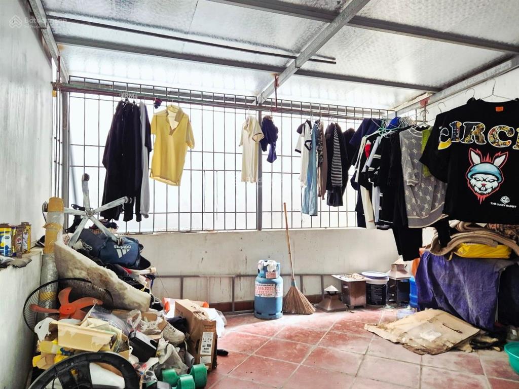 Phân lô tô hiến thành, hà đông 7,6 tỷ, 40m2, 5 tầng. ô tô đỗ sát nhà.