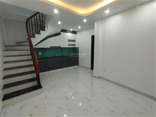 Bán nhà thanh xuân 40m2, 7 tỷ, 6 tầng, không quy hoạch, giá đầu tư.