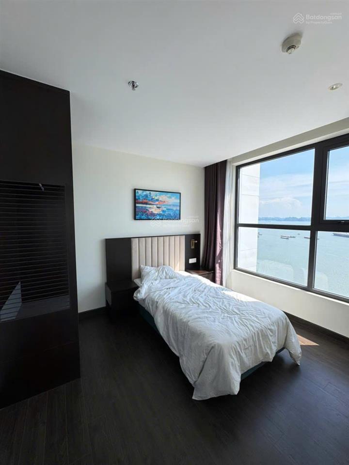 Chính chủ cần bán cắt lỗ gấp căn 2 ngủ 68m2 view biển full nội thất ở hoặc vận hành được luôn .